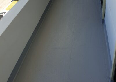 Balcony Dolphin Court 400x284