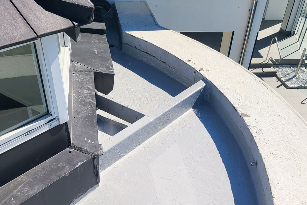 Surfers Paradise Roof Deck Project