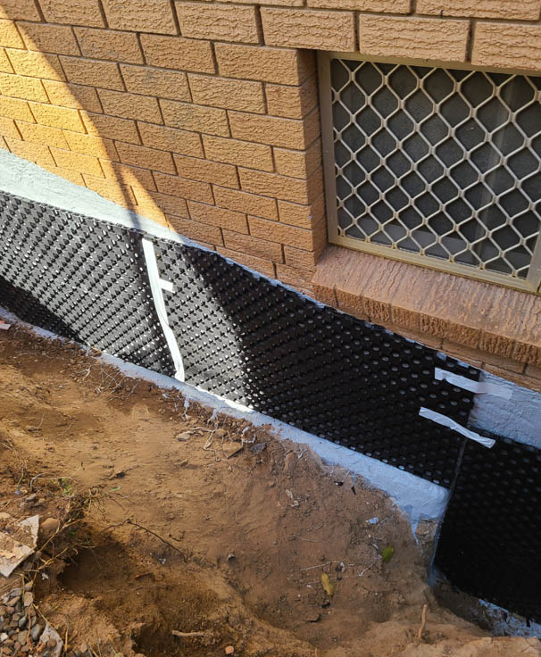brick wall waterproofing outside